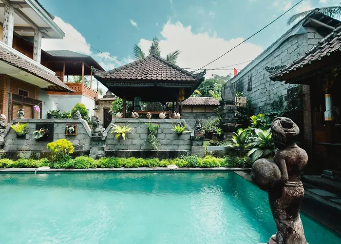 Rizky Guest house 3*